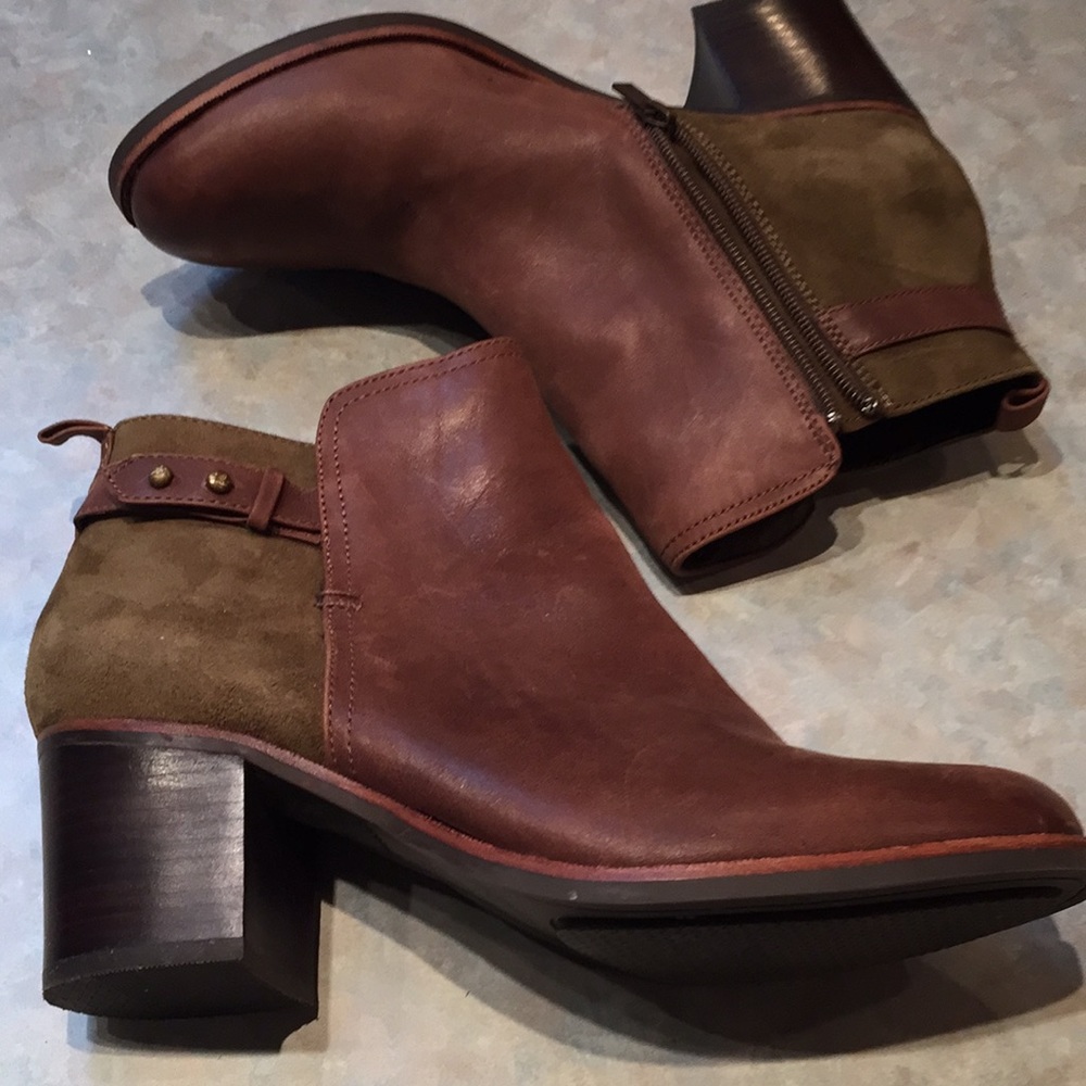Sperry leather and suede ankle boots - Picture 3 of 10